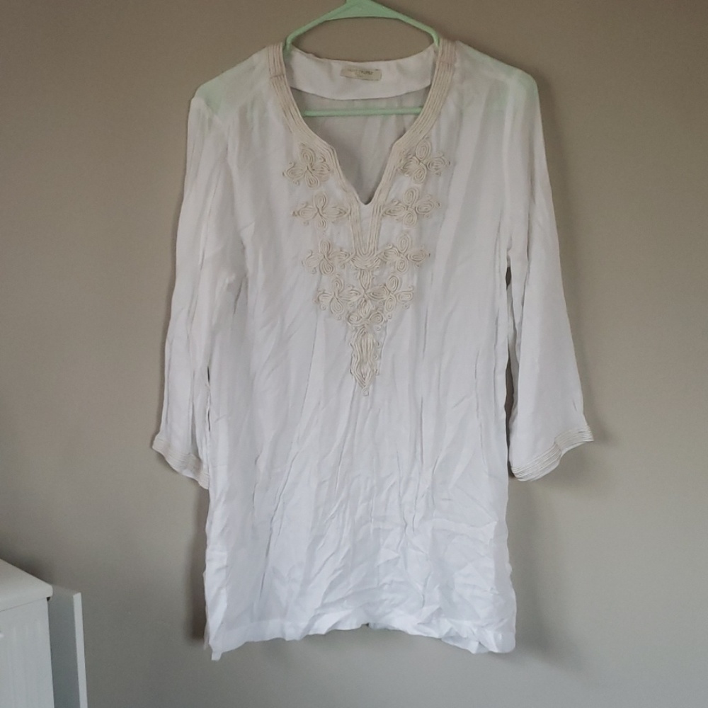 Gorgeous laced tunic. Worn maybe twice
